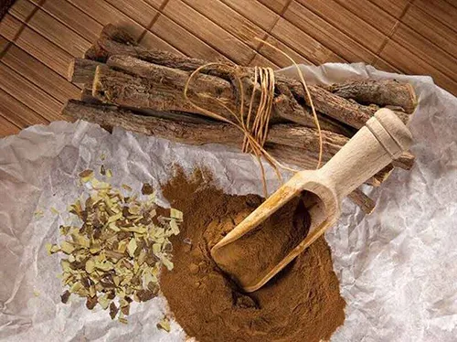 عصاره خوراکی شیرین بیان ( گلیسیریزین )